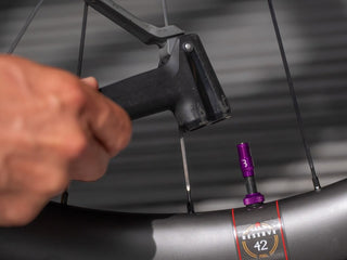 BBB Cycling Valve Core Caps Set 2pc - Purple
