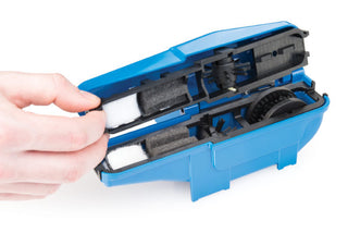 Park Tool CM-25 Cleaner Pro Chain Scrub