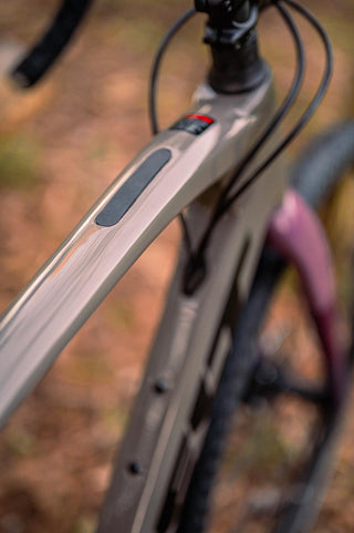 Felt Breed Advanced GRX610 Gravel Bike 54CM - Lava Smoke