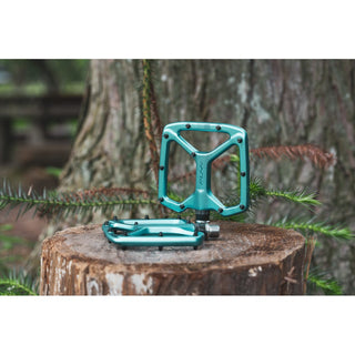 FUNN Python V2 Flat MTB Alloy Pedals - Turquoise