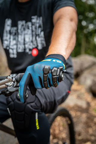 G-Form Sorata 2 Trail Glove - Storm/Green