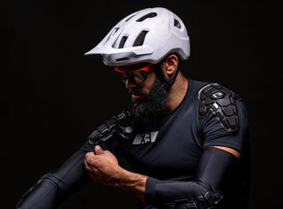 G-Form Pro-X3 Short Sleeve Shirt - Black/Black