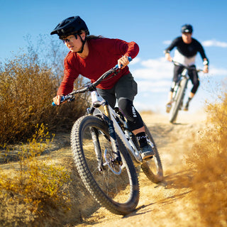 G-Form Terra Knee Guard - Black