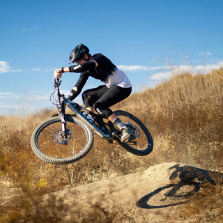 G-Form Terra Knee Guard - Black