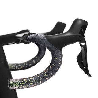 Supacaz Super Sticky Kush Star Fade Bar Tape With Black Star Plugz - Emerald Refract