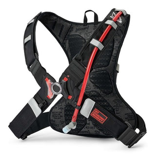 USWE Raw 4.0L Adventure Fit Dirt Biking Hydration Pack with 3.0L Hydration Bladder - Black