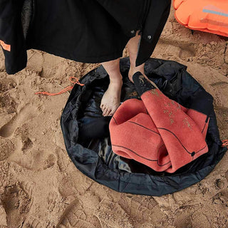 Zone3 Wetsuit Changing Mat - Black/Orange