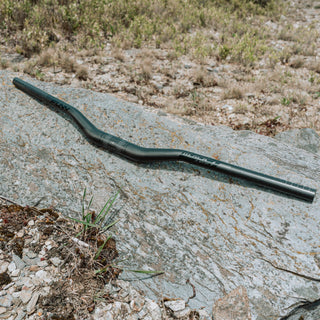 FUNN Black Ace Carbon Handlebar 30mm Rise - Black