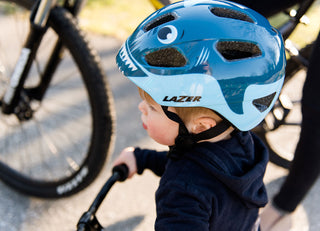 Lazer Pnut KinetiCore 2.0 Helmet - Shark